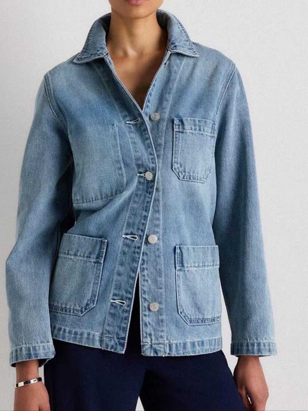 Quince Women's Organic Cotton Light Wash Blue Denim Chore Jacket Small